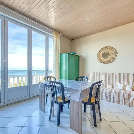 A Avec Vue Sur La Mer, 40 M²