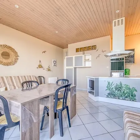 شقة A Avec Vue Sur La Mer, 40 M² *