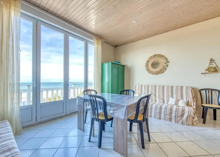 A Avec Vue Sur La Mer, 40 M²